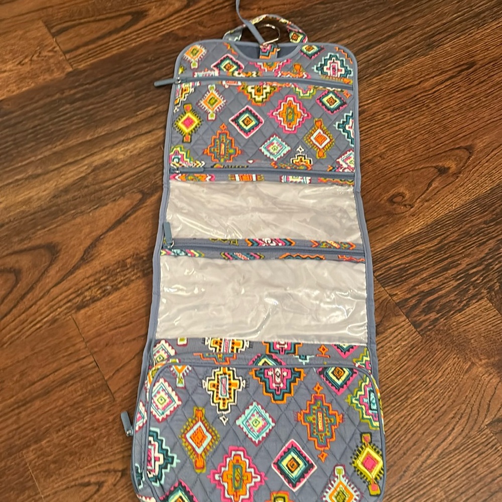 Vera Bradley travel bathroom bag